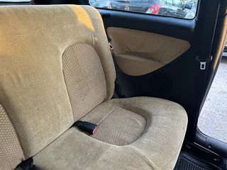 Lancia Ypsilon 2006-thumb-33