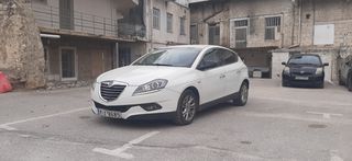 Lancia Delta 2012