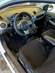 Mazda 2 2008-thumb-12