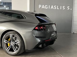 Ferrari GTC4Lusso 2019 6.3 V12-thumb-13