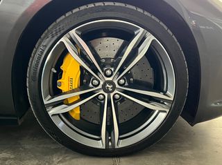 Ferrari GTC4Lusso 2019 6.3 V12-thumb-18