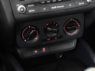 Audi A1 2012 Sportback TFSI-thumb-19