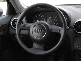 Audi A1 2012 Sportback TFSI-thumb-15