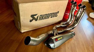 AKRAPOVIC Evolution S1000RR-thumb-5