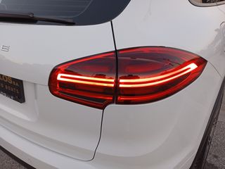 Porsche Cayenne 2015 CAYENNE S HYBRID-thumb-56