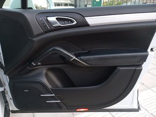 Porsche Cayenne 2015 CAYENNE S HYBRID-thumb-49