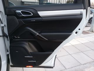 Porsche Cayenne 2015 CAYENNE S HYBRID-thumb-51