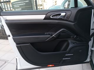 Porsche Cayenne 2015 CAYENNE S HYBRID-thumb-48