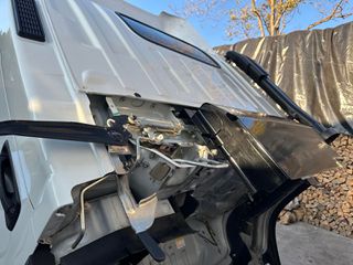 Ψυγείο Isuzu 2019 MI 21-thumb-40