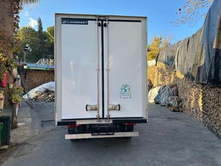 Ψυγείο Isuzu 2019 MI 21-thumb-19