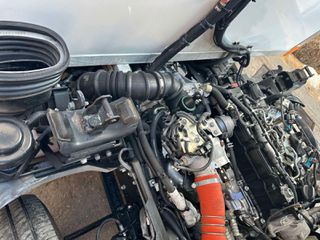 Ψυγείο Isuzu 2019 MI 21-thumb-31