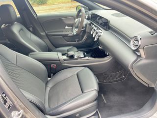 Mercedes-Benz A 220 2019 Mercedes-Benz A Class  AMG LINE-thumb-21