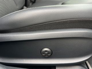 Mercedes-Benz A 220 2019 Mercedes-Benz A Class  AMG LINE-thumb-23
