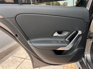 Mercedes-Benz A 220 2019 Mercedes-Benz A Class  AMG LINE-thumb-27
