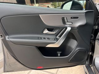 Mercedes-Benz A 220 2019 Mercedes-Benz A Class  AMG LINE-thumb-28