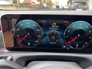 Mercedes-Benz A 220 2019 Mercedes-Benz A Class  AMG LINE-thumb-32