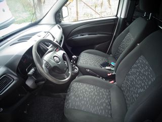Opel Combo 2017 1.6cc * EURO6 * DIESEL * ΠΛΑΪΝΗ ΠΟΡΤΑ-thumb-8