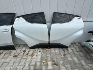 TOYOTA CHR