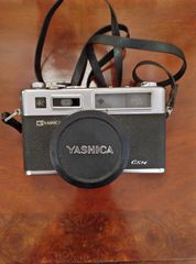 Yashica electro 35