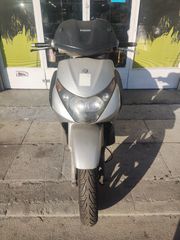 Piaggio beverly 200 ολόκληρη μοτοσυκλέτα