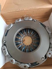Nissan 2006 D 40