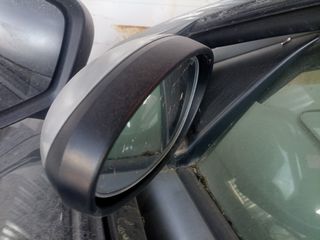 ΑΡΙΣΤΕΡΟΣ ΚΑΘΡΕΠΤΗΣ MG ZR