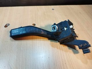 VOLKSWAGEN GOLF 5 ΔΙΑΚΟΠΤΗΣ ΜΕΓΑΛΗΣ ΣΚΑΛΑΣ ΦΛΑΣ ΜΕ ΚΩΔΙΚΟ 1K0953513 A