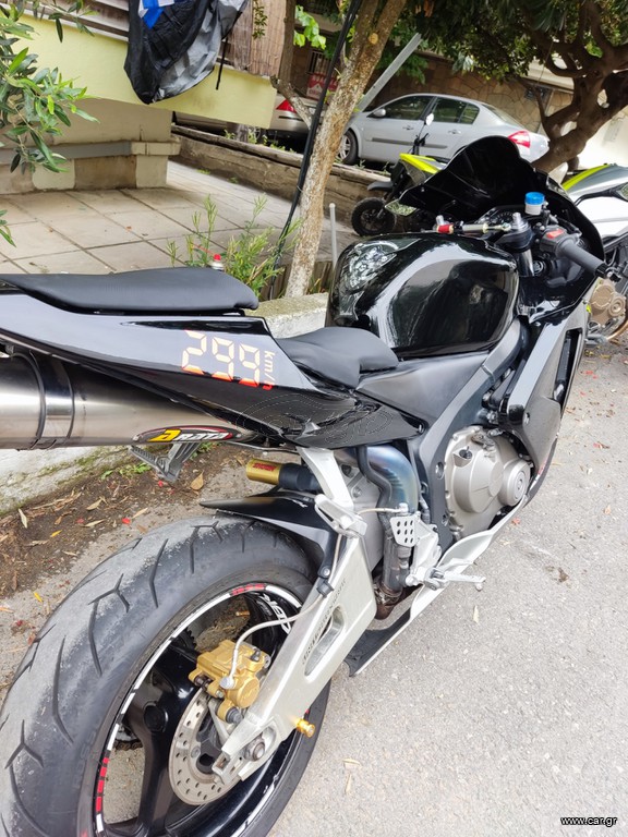 Honda CBR 600RR 2004 rr