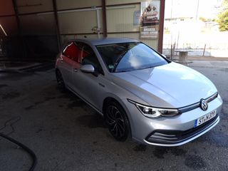 Volkswagen Golf 2021 8   1.5 e tsi-thumb-9