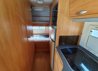 Adria 2007 CORAL A680SK-thumb-9