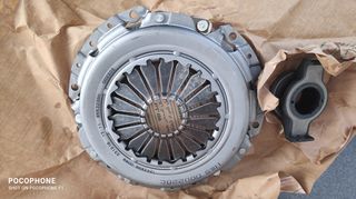 σετ συμπλεκτη OEM made in Germany , για Ford Mondeo mk1 , με κωδικο LUK : 622119100 , 3000664001