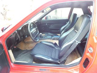 Porsche 924 1982-thumb-10