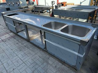 Λάντζα κλειστή με 2 γούρνες & παγολεκάνη stock (Κ0856)