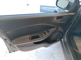 Hyundai i 20 2018 1.0 TGDI YES! Plus 120hp *Panorama*Navigation*Camera-thumb-43