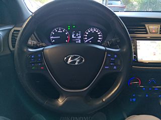 Hyundai i 20 2018 1.0 TGDI YES! Plus 120hp *Panorama*Navigation*Camera-thumb-46