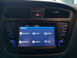 Hyundai i 20 2018 1.0 TGDI YES! Plus 120hp *Panorama*Navigation*Camera-thumb-59