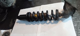 Πωλείται γνήσιο μεταχειρισμένο αμορτισέρ πίσω YAMAHA XT 400/500/600/500E/600E/XT ARTESIA