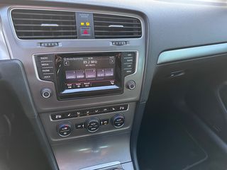 Volkswagen Golf 2015 1.6 TDI BLUEMOTION-thumb-39