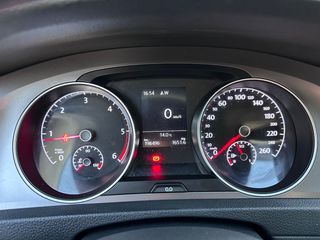 Volkswagen Golf 2015 1.6 TDI BLUEMOTION-thumb-40