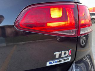 Volkswagen Golf 2015 1.6 TDI BLUEMOTION-thumb-16