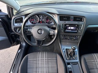 Volkswagen Golf 2015 1.6 TDI BLUEMOTION-thumb-17