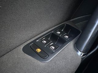 Volkswagen Golf 2015 1.6 TDI BLUEMOTION-thumb-32