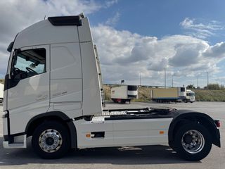 Volvo 2018 FH 4 500 με λίγα χιλιόμετρα-thumb-3