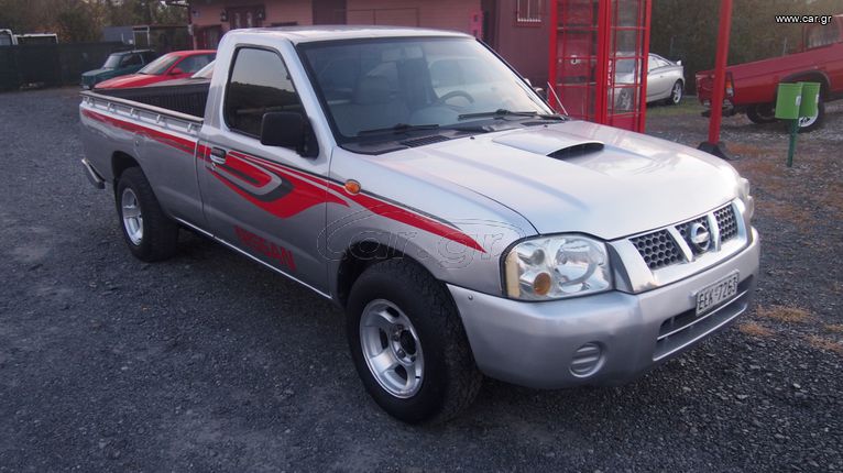 Nissan PickUp 2003 d22 air condicion