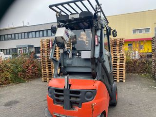 Linde 2012 H30D-01-thumb-7