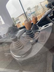 Linde 2012 H30D-01-thumb-16
