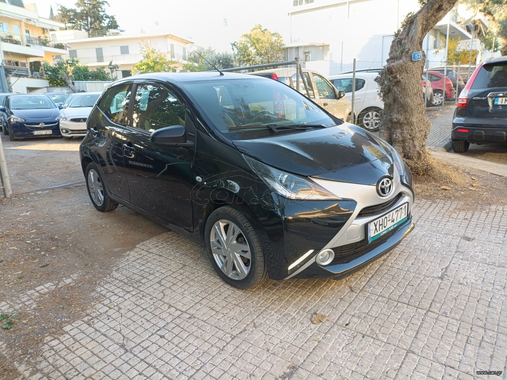 Toyota Aygo '18 X-PLAY-FULL EXTRA-ΚΑΜΕΡΑ-ΖΑΝΤΕΣ