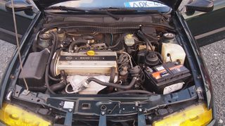 Opel Calibra 1995-thumb-21