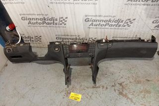 Ταμπλό Mercedes-Benz C200 2002-2011 A2116800687