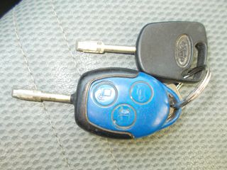 Καρότσα Ford 2012 TRANSIT ΠΡΩΤΟ ΧΕΡΙ ΜΕ ΧΑΜΗΛΗ ΚΑΡΟΤΣΑ ΟΛΑ ΤΑ ΧΙΛΙΟ ΣΤΗ FORD-thumb-14